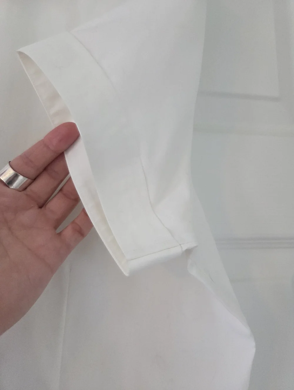 Brooks Brothers Classic White Short-Sleeve Button-Up No Iron Shirt - Picture 5 of 7